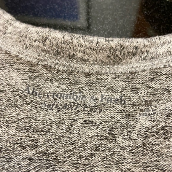 Abercrombie long sleeve bodysuit gray - Picture 2 of 5